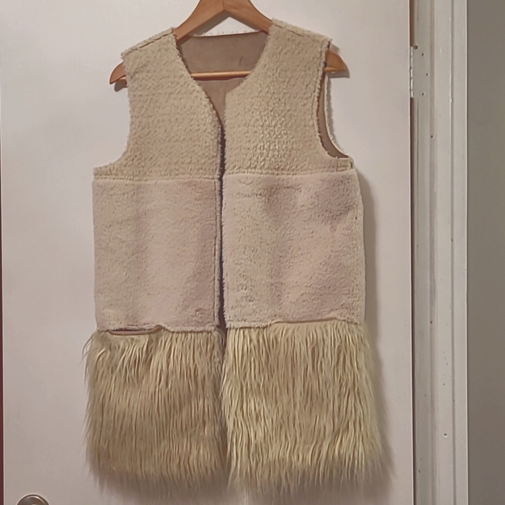 Vest by Guess